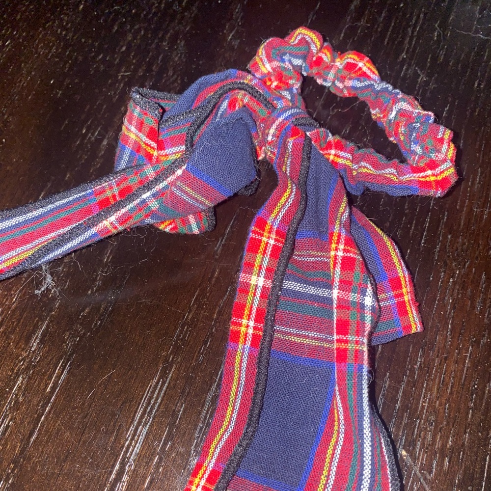 Francesca’s flannel hair bow tie